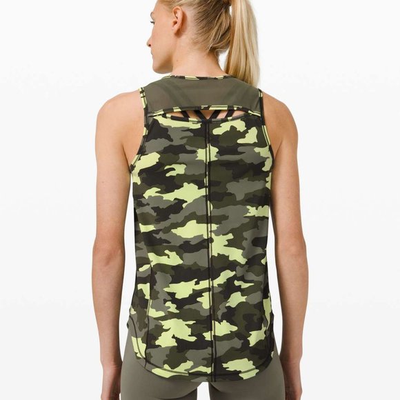 Lululemon sculpt tank Heritage 365 Camo Crispin Green Multi / Medium Olive - Picture 2 of 4